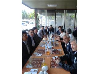 MUĞLA ŞUBE BAŞKANI OSMAN AVCI VE BAŞKAN YARDIMCISI AHMET EMİN ERYILMAZ YATAĞAN İLÇE TEMSİLCİ VE ÜYELERİ İLE BİR ARAYA GELDİ.