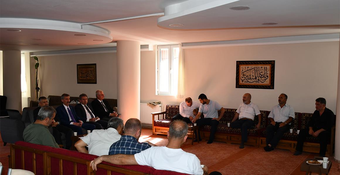 "BİRLİKTELİĞİN ADRESİ TÜRK DİYANET VAKIF-SEN"