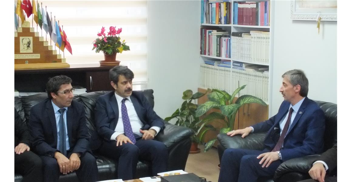 DİYANET YÖNETİM HİZMETLERİ GENEL MÜDÜRÜNDEN SENDİKAMIZA ZİYARET