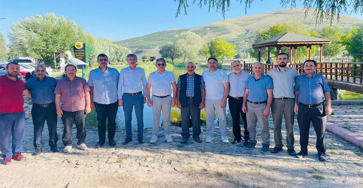 GENEL BAŞKANIMIZ BAYBURT İL TEŞKİLATIMIZLA BİR ARAYA GELDİ