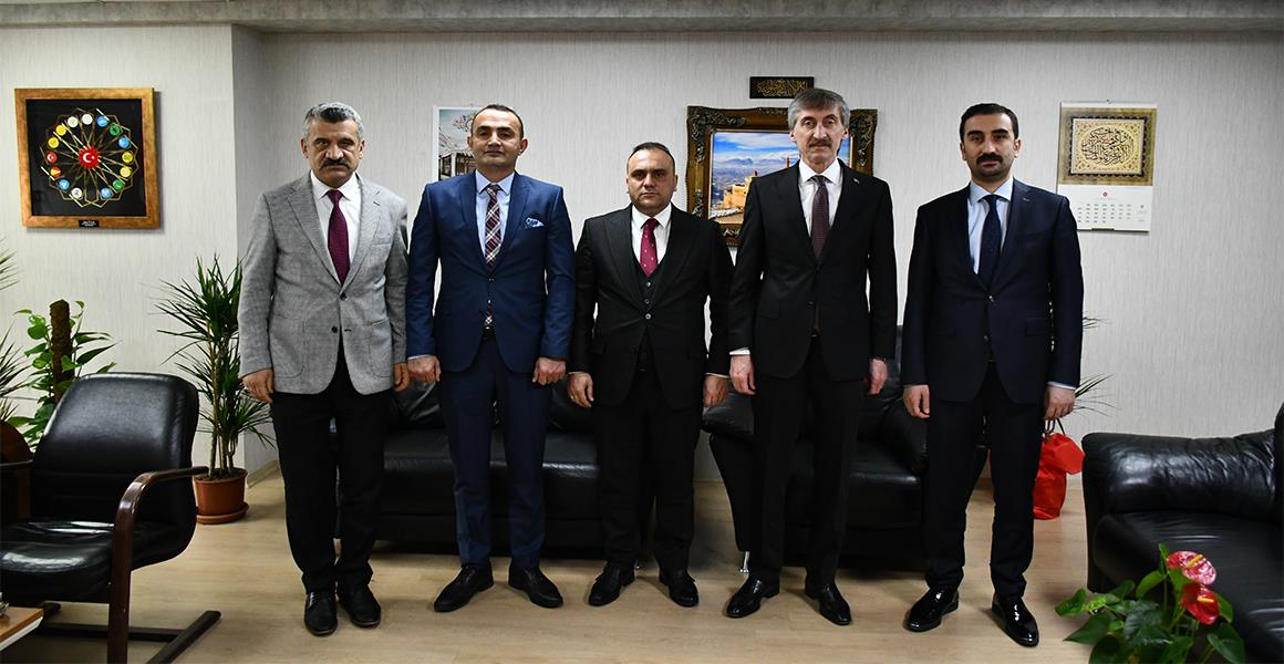 TÜRK HUKUK ENSTİTÜSÜ GENEL BAŞKANINDAN SENDİKAMIZA ZİYARET