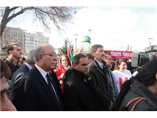 HOCALI`YI UNUTMADIK, UNUTTURMAYACAĞIZ