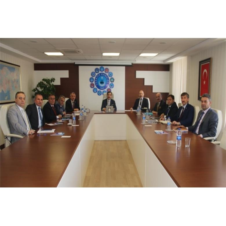 TÜRKİYE KAMU-SEN YÖNETİM KURULU İLK TOPLANTISINI YAPTI.