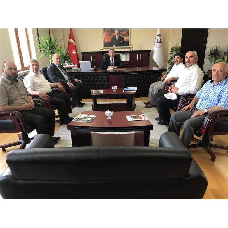 YENİMAHALLE İLÇE  MÜFTÜSÜ ZİYARET EDİLDİ