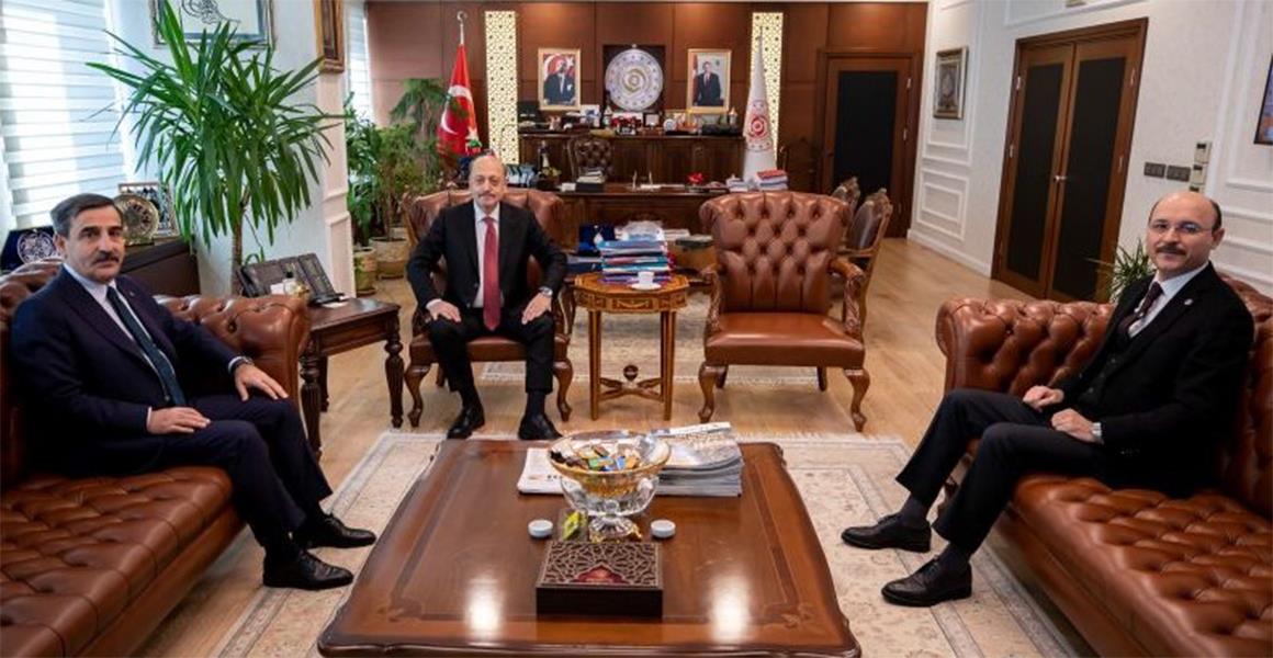 ÇALIŞMA VE SOSYAL GÜVENLİK BAKANI VEDAT BİLGİN`İ ZİYARET ETTİK