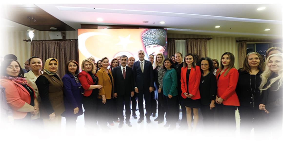 İFTAR SOFRAMIZDA ÇALIŞMA BAKANI VEDAT IŞIKHAN`I AĞIRLADIK