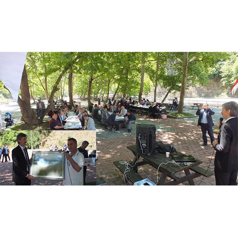 GENEL BAŞKAN: ŞEHİT VE GAZİ ANNELERİMİZİN VE BÜTÜN ANNELERİMİZİN GÜNÜ KUTLU OLSUN.