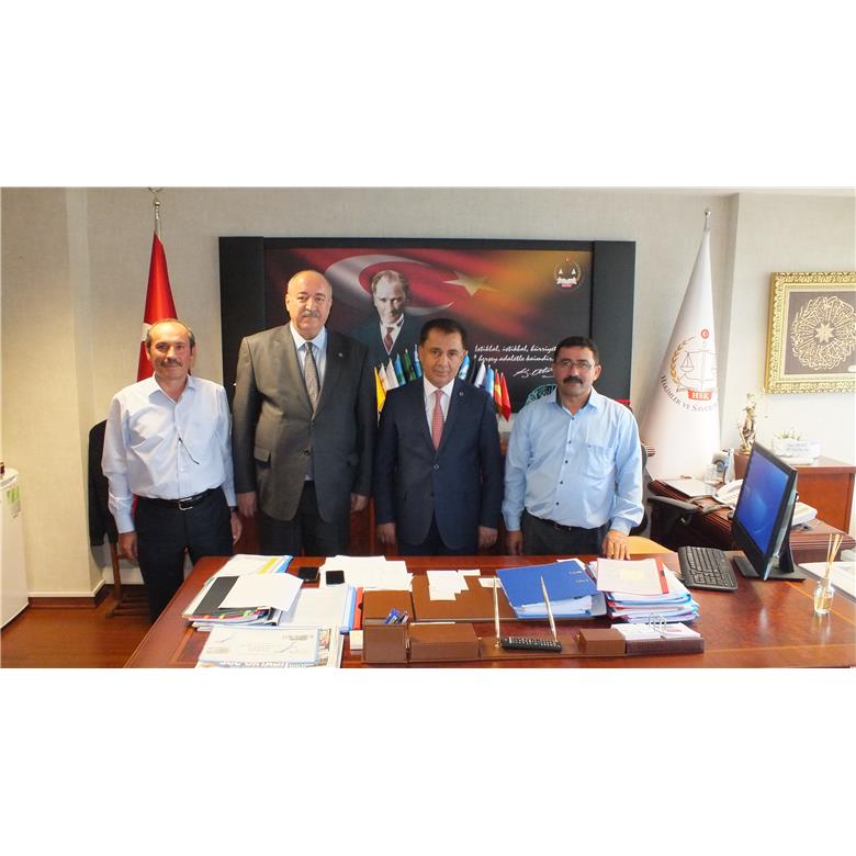 HSK ÜYESİ SEÇİLEN HAMİT KOCABEY MAKAMINDA ZİYARET EDİLDİ