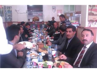 KARS- Selim ilçesindeki üyeler yemekte bir araya geldi.