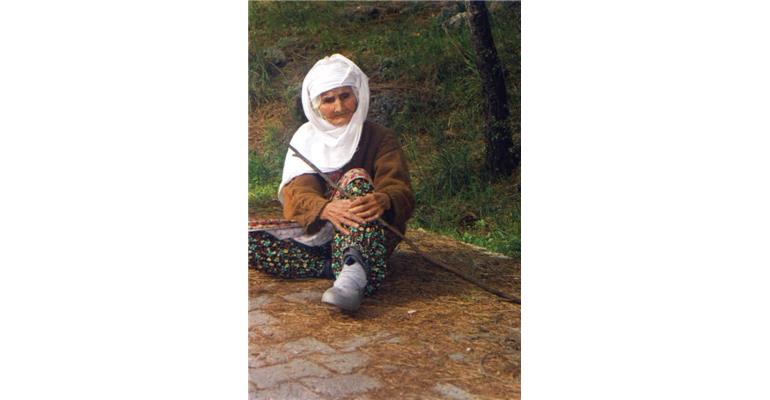 8 MART DÜNYA KADINLAR GÜNÜ KUTLU OLSUN