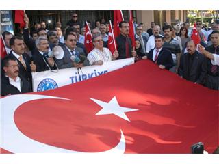 Konya Şube:Teröre Karşı Tek Yürek Olduk