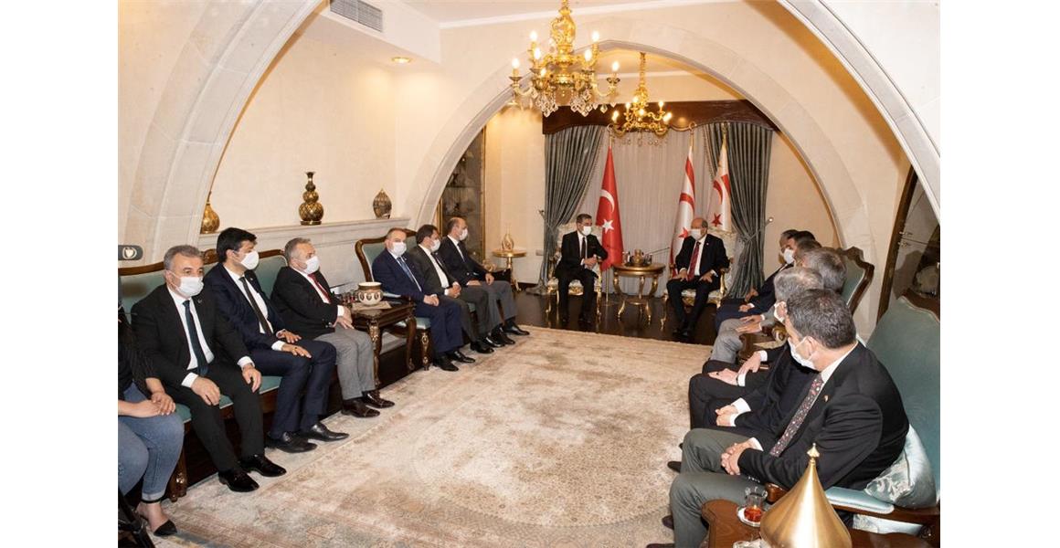 BAŞKANLAR KURULUMUZ KKTC CUMHURBAŞKANI ERSİN TATAR`I ZİYARET ETTİ