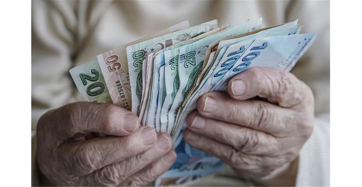 EMEKLİLER YAŞAM MÜCADELESİ VERİYOR