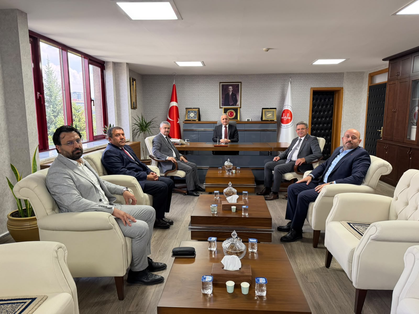 DİYANET İŞLERİ BAŞKANLIĞI İNSAN KAYNAKLARI GENEL MÜDÜRÜ SAYIN SİNAN KAZANCI MAKAMINDA ZİYARET EDİLDİ.
