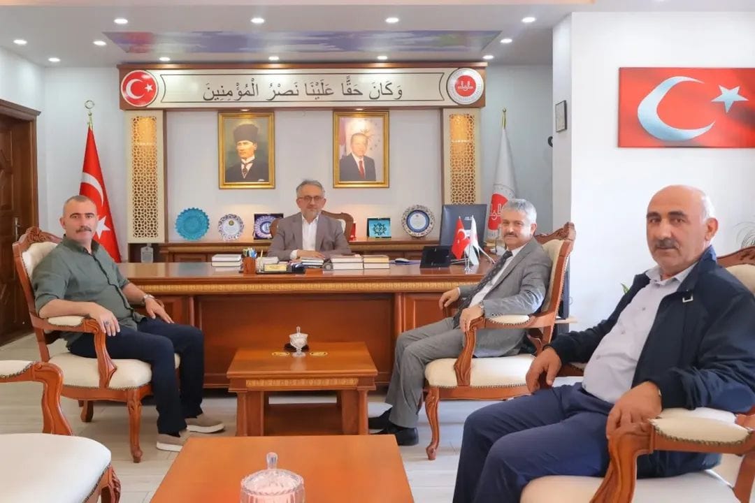 GENEL BAŞKANIMIZ KADİR ŞAHİN BAYBURT MÜFTÜLÜĞÜ'NÜ ZİYARET ETTİ.