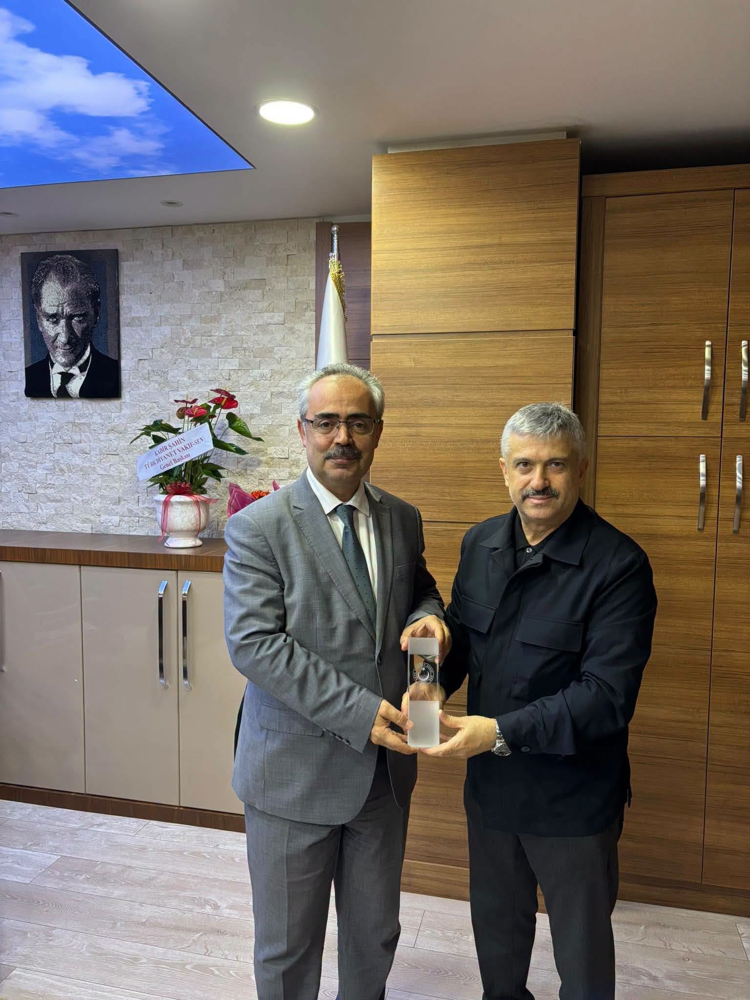 GENEL BAŞKANIMIZ KADİR ŞAHİN İSTANBUL’DA