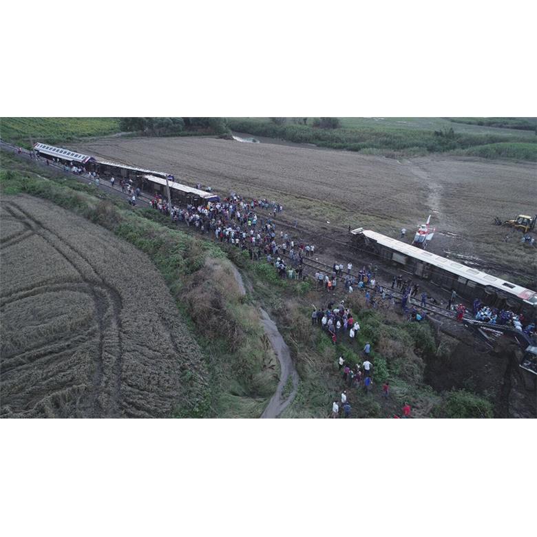 MİLLETİMİZİN BAŞI SAĞOLSUN