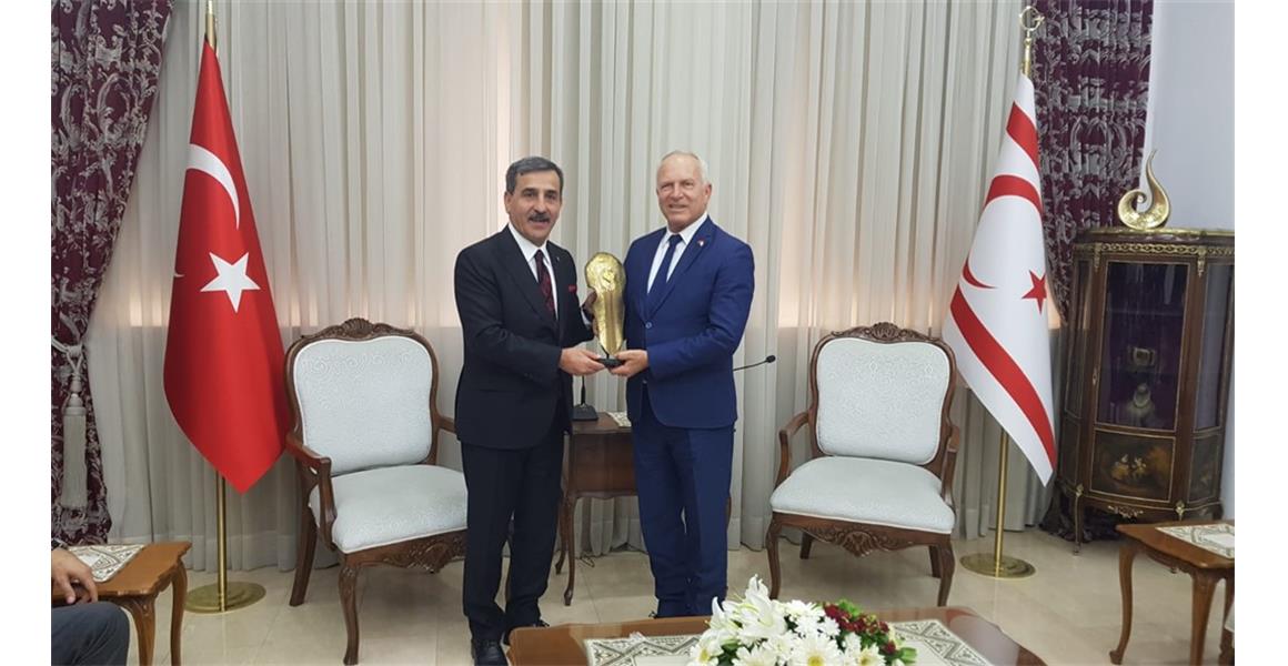 TÜRKİYE KAMU-SEN YÖNETİM KURULU YAVRU VATAN`A ÇIKARMA YAPTI